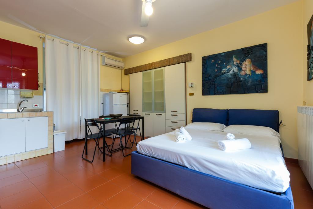 Amedeo Savoia - Bh 49 Apartment เนเปิลส์ ภายนอก รูปภาพ